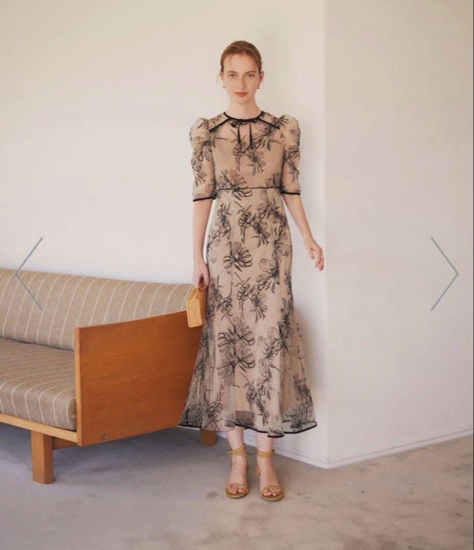 LEJA 花柄フロントバックリボンパフスリーブマーメイドロングワンピースドレス