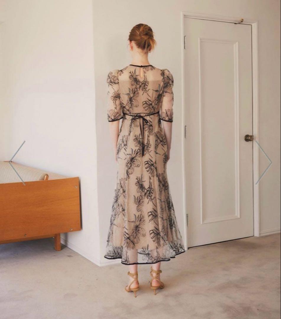 LEJA 花柄フロントバックリボンパフスリーブマーメイドロングワンピースドレス