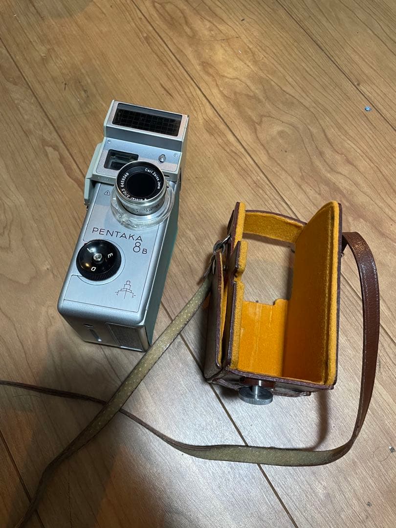 Pentacon Pentaka 8B 8mm ムービーカメラ