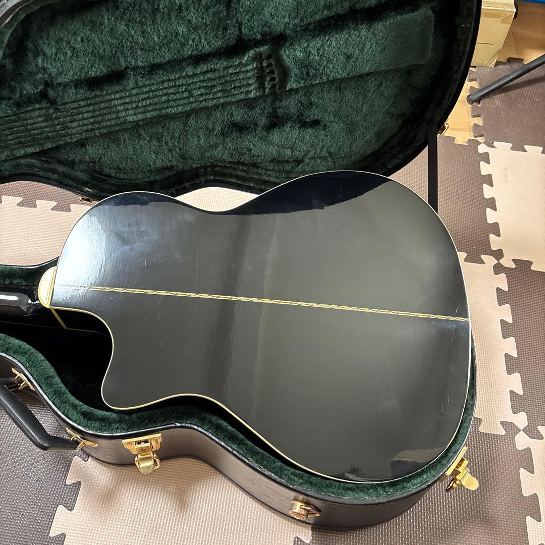 S.Yairi YE55 Black エレアコ 【トップ単板】ハードケース付き