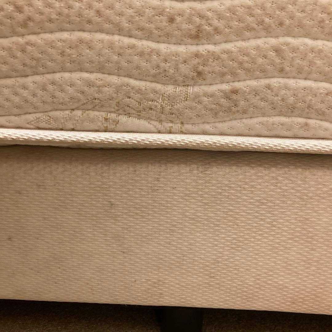 【シモンズ】ダブルベッド　ダブルクッションタイプ　ヘッドボード　ボトムクッション