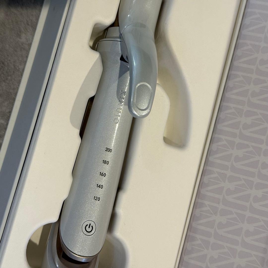 【新品未使用】最新 絹女 キヌージョ2WAYヘアアイロン ストレート カール