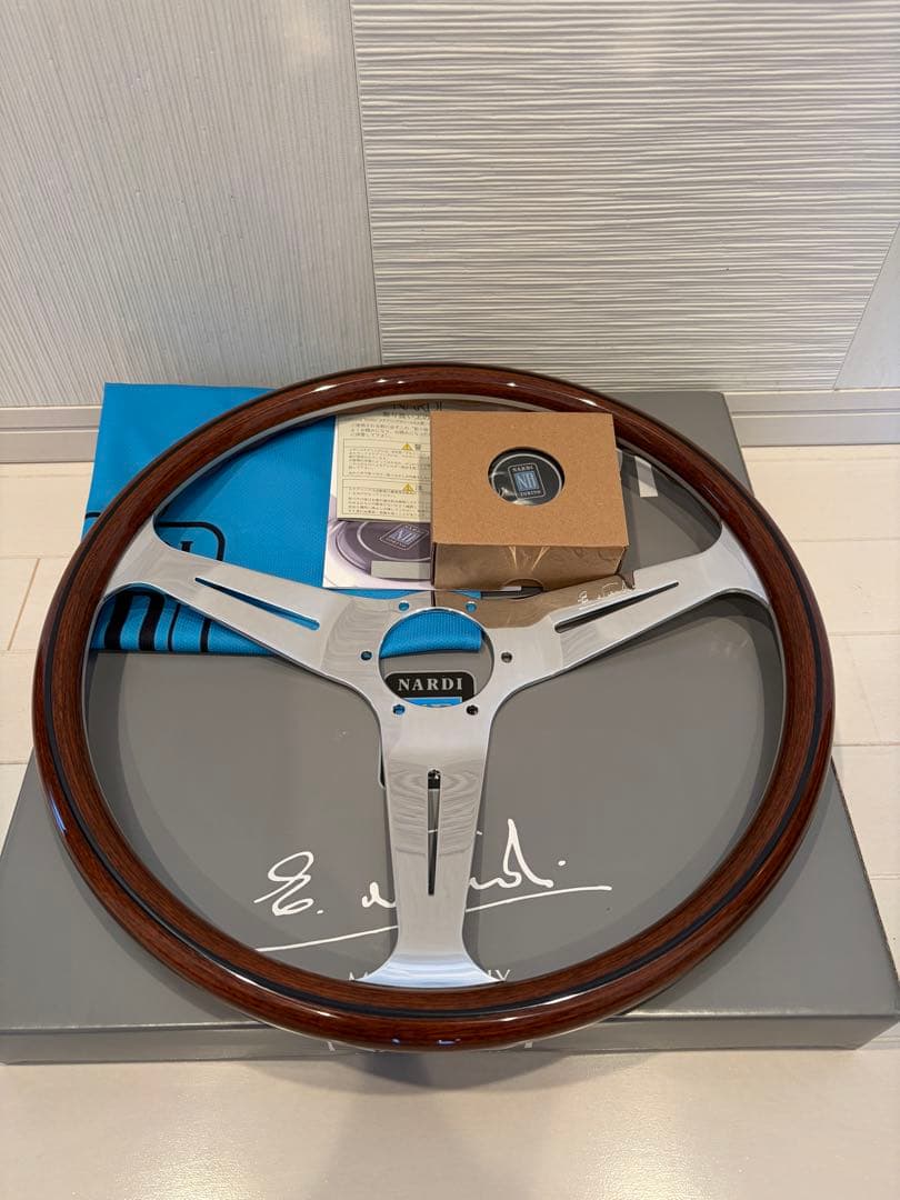 開封のみ　未使用　正規品　ナルディ クラシック　品番　N140　380ｍｍ