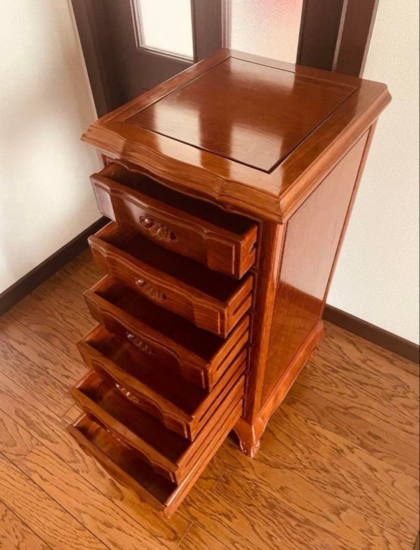 みお　　高級チェスト　六段　唐木　猫足　タガヤサン　チェスト　猫足家具