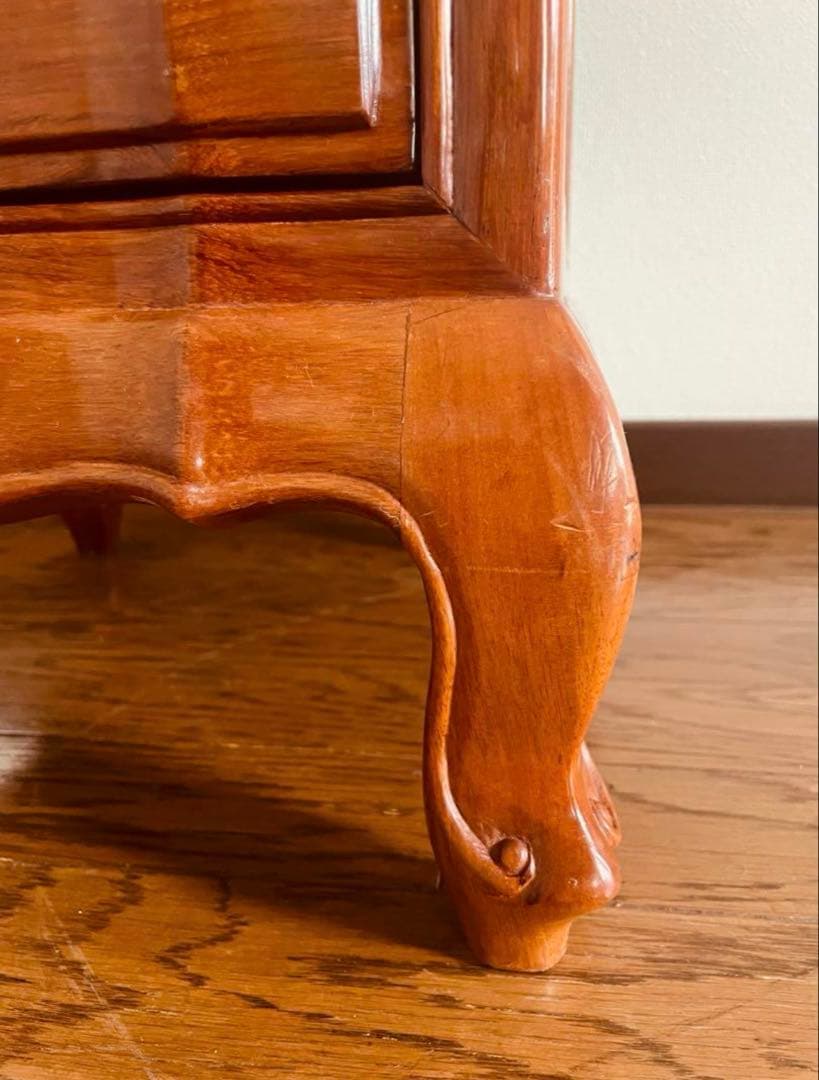 みお　　高級チェスト　六段　唐木　猫足　タガヤサン　チェスト　猫足家具