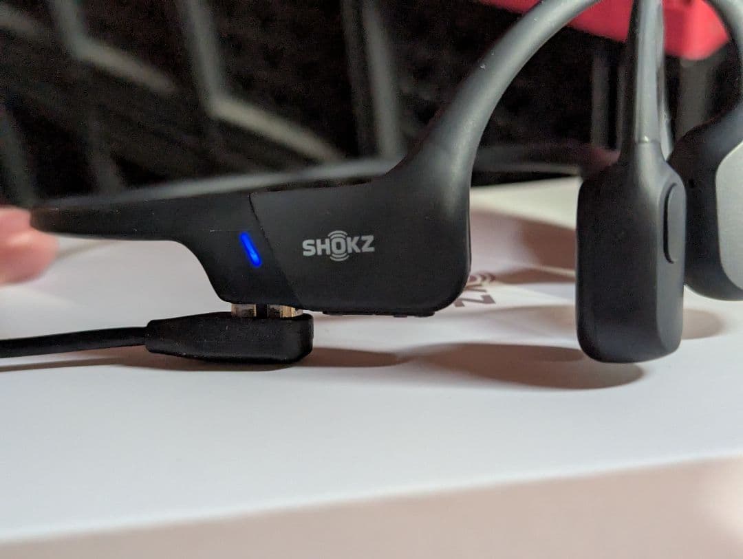 SHOKZ 骨伝導イヤホン ブラック　おまけ付き