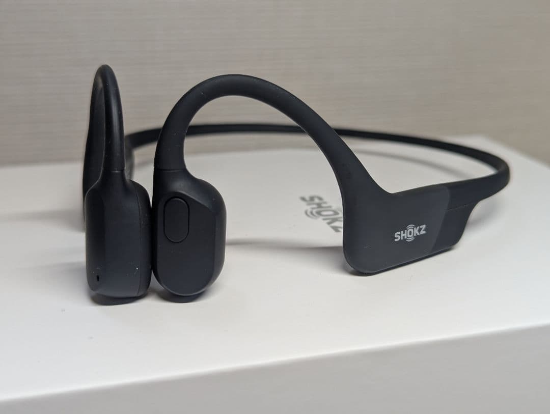 SHOKZ 骨伝導イヤホン ブラック　おまけ付き