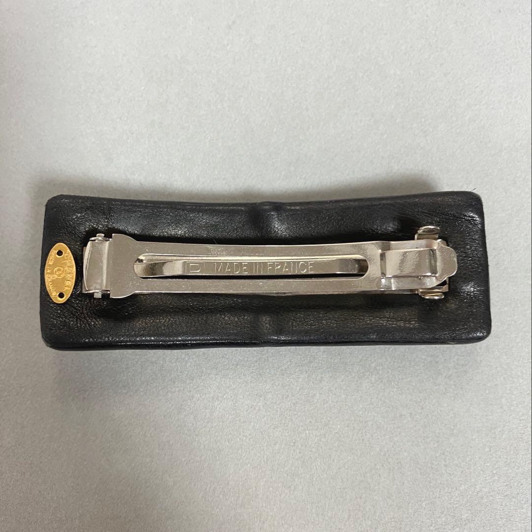 CHANEL シャネル レザー バレッタ ココマーク 箱付き