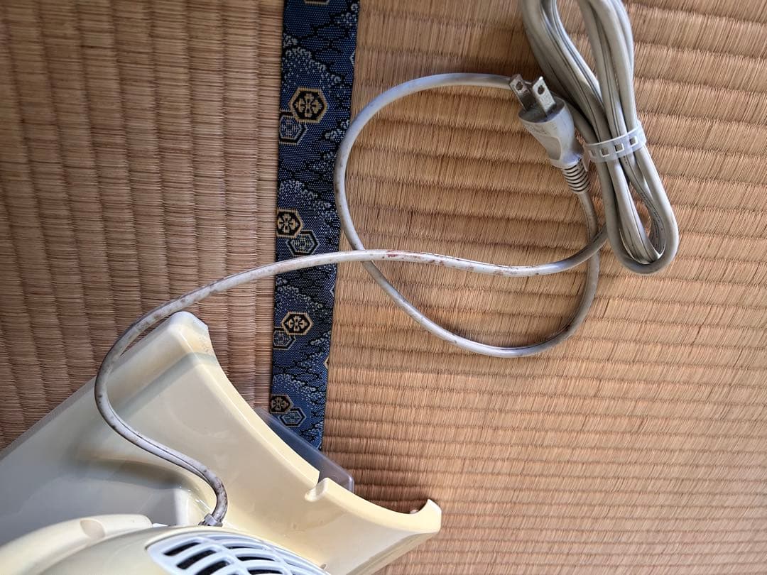 シャープ　ランジェリー乾燥機