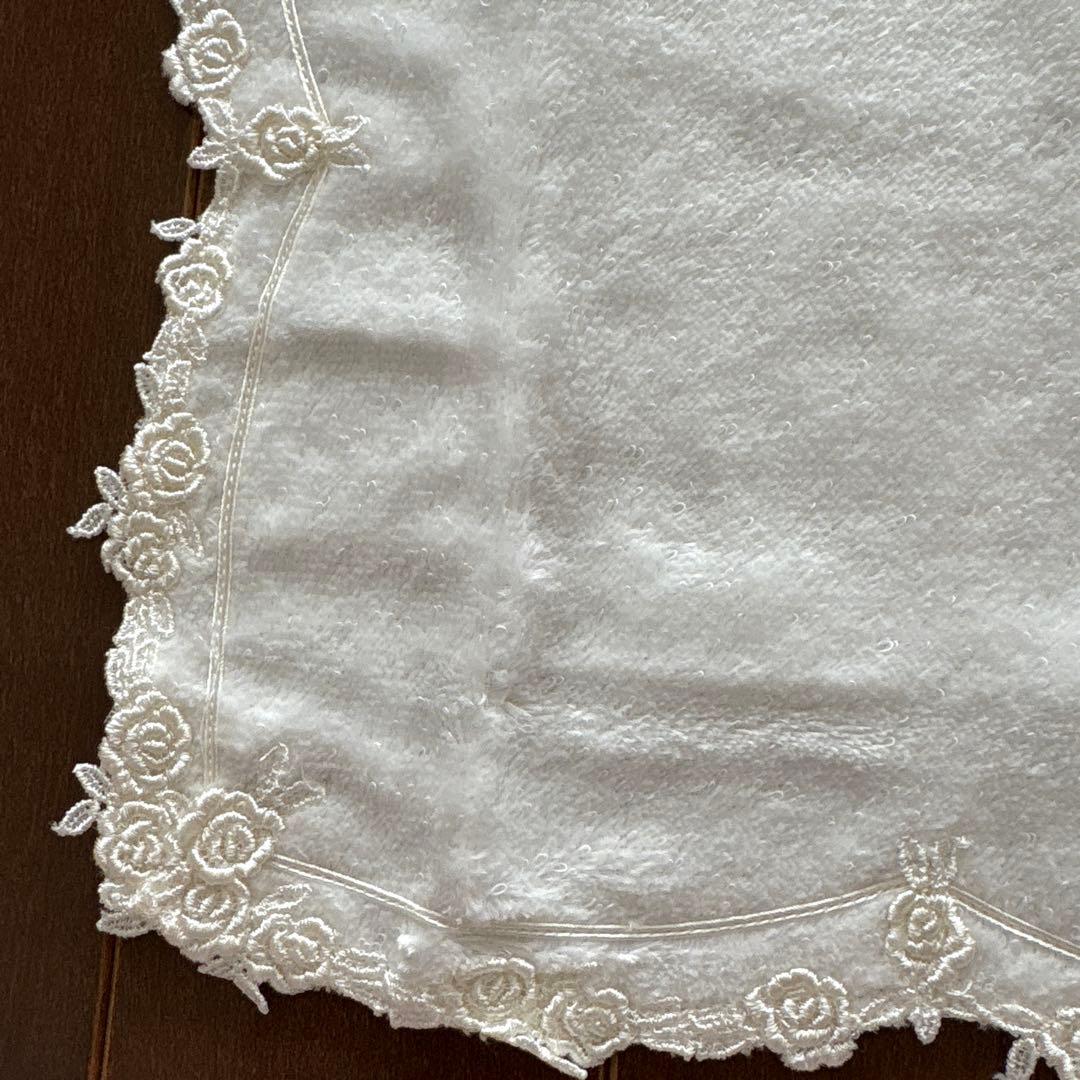 未使用　WAKO ベトナム製　手刺繍ハンカチ　タオルハンカチ　ワコウ　銀座和光