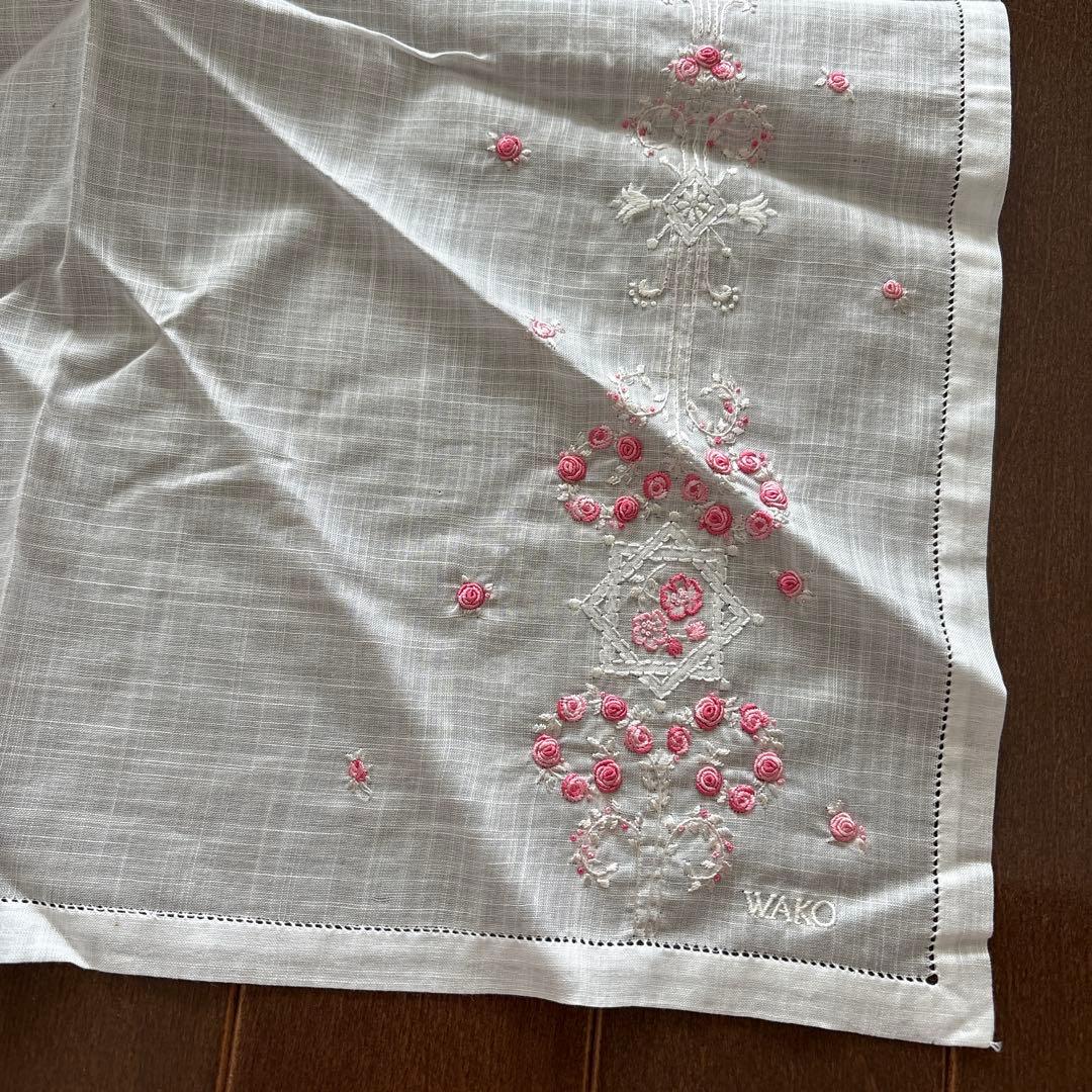 未使用　WAKO ベトナム製　手刺繍ハンカチ　タオルハンカチ　ワコウ　銀座和光