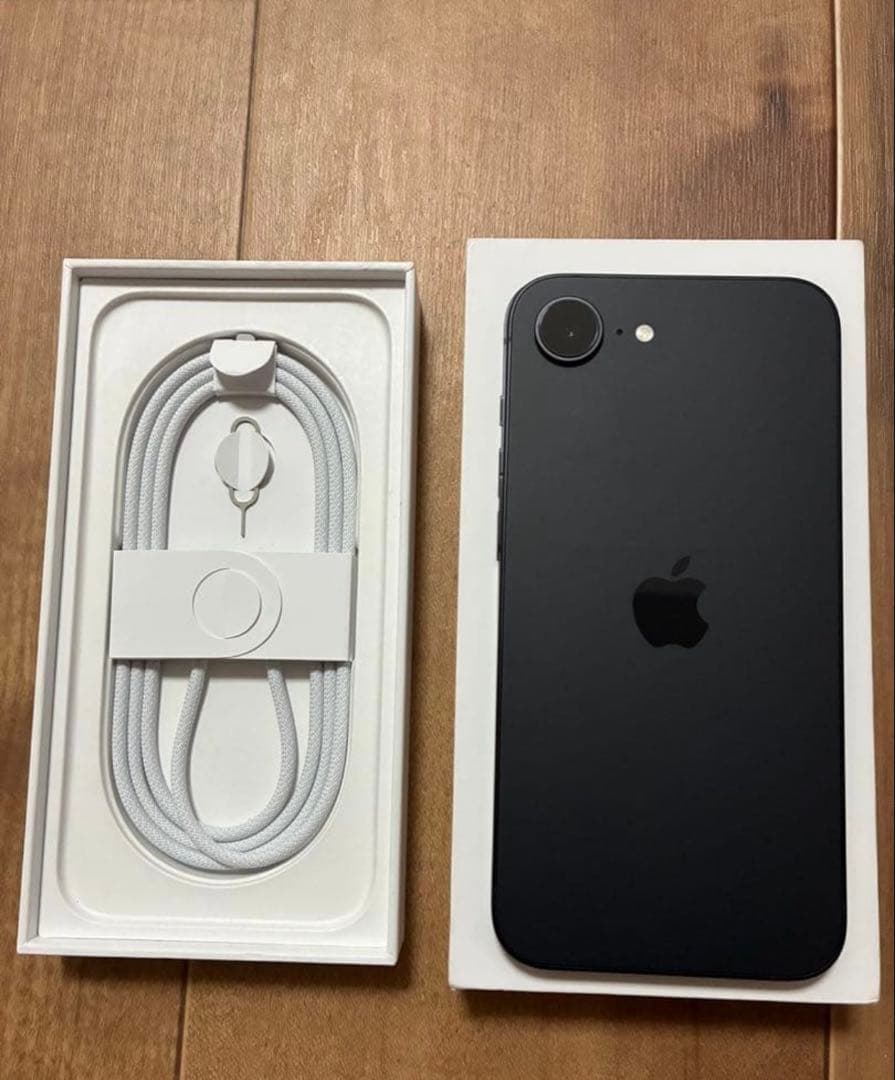 iphone16e 128gb 極美品 ブラック 箱、ケース、フィルム付き