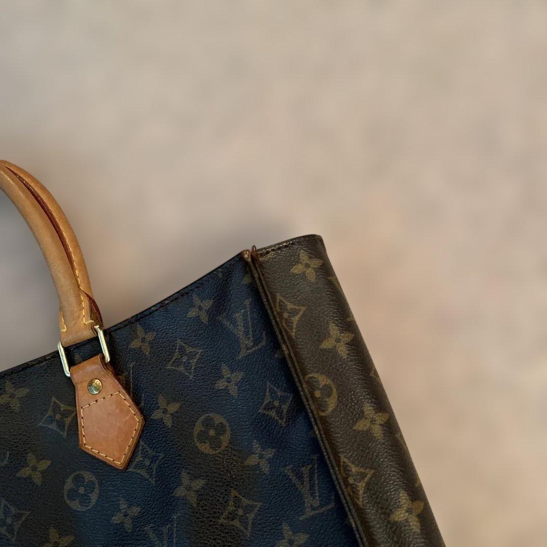 LOUIS VUITTON ルイ ヴィトン モノグラム サックプラ+ポーチ付