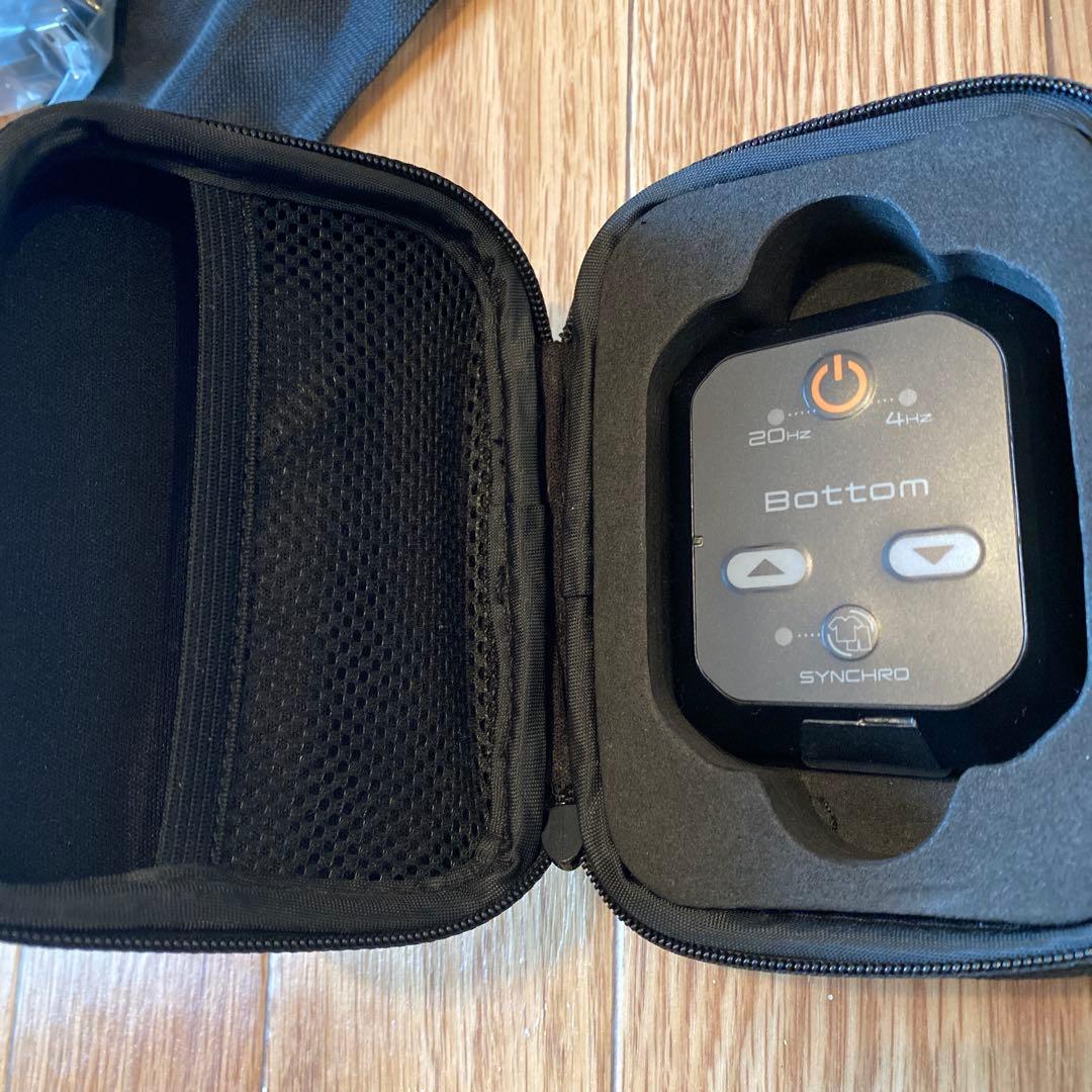 SIXPAD パワースーツ　ボトムメンズSサイズ（リモコン付き）