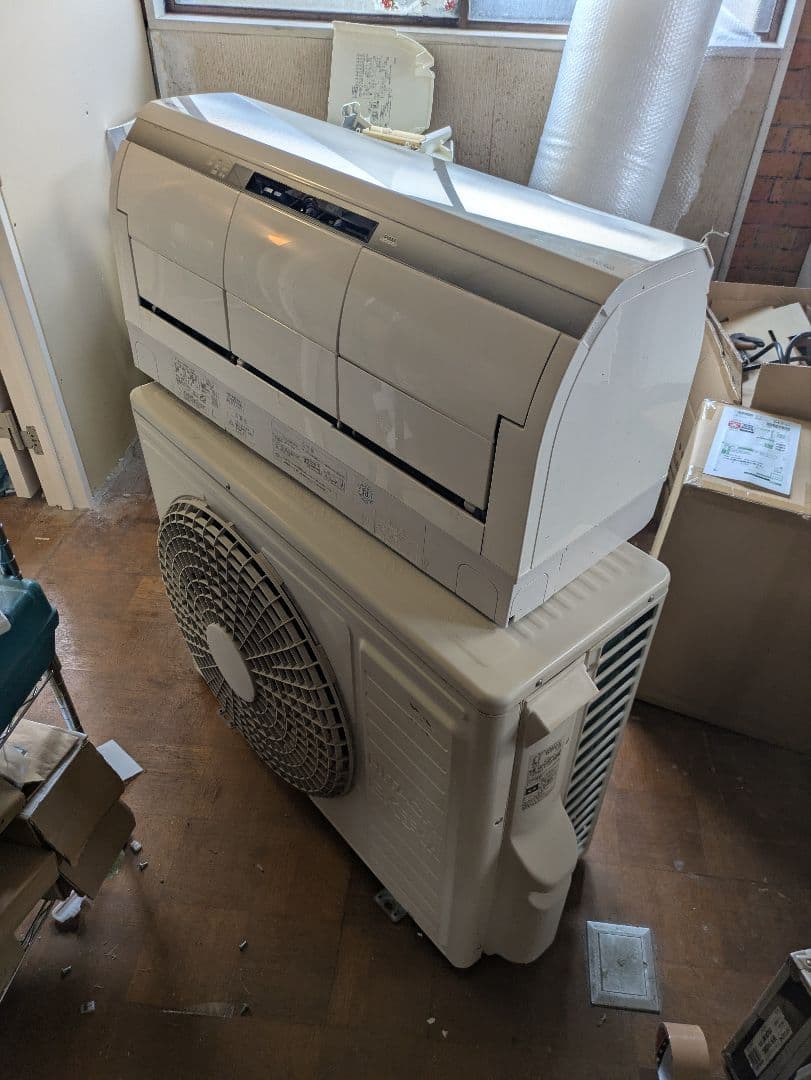 日立エアコン JT40F2E4 本体