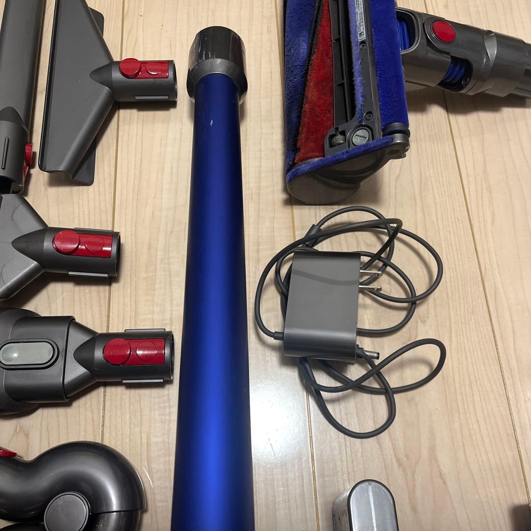 ⑤ すぐ使える！動作品！dysonダイソンコードレスクリーナー純正SV10K