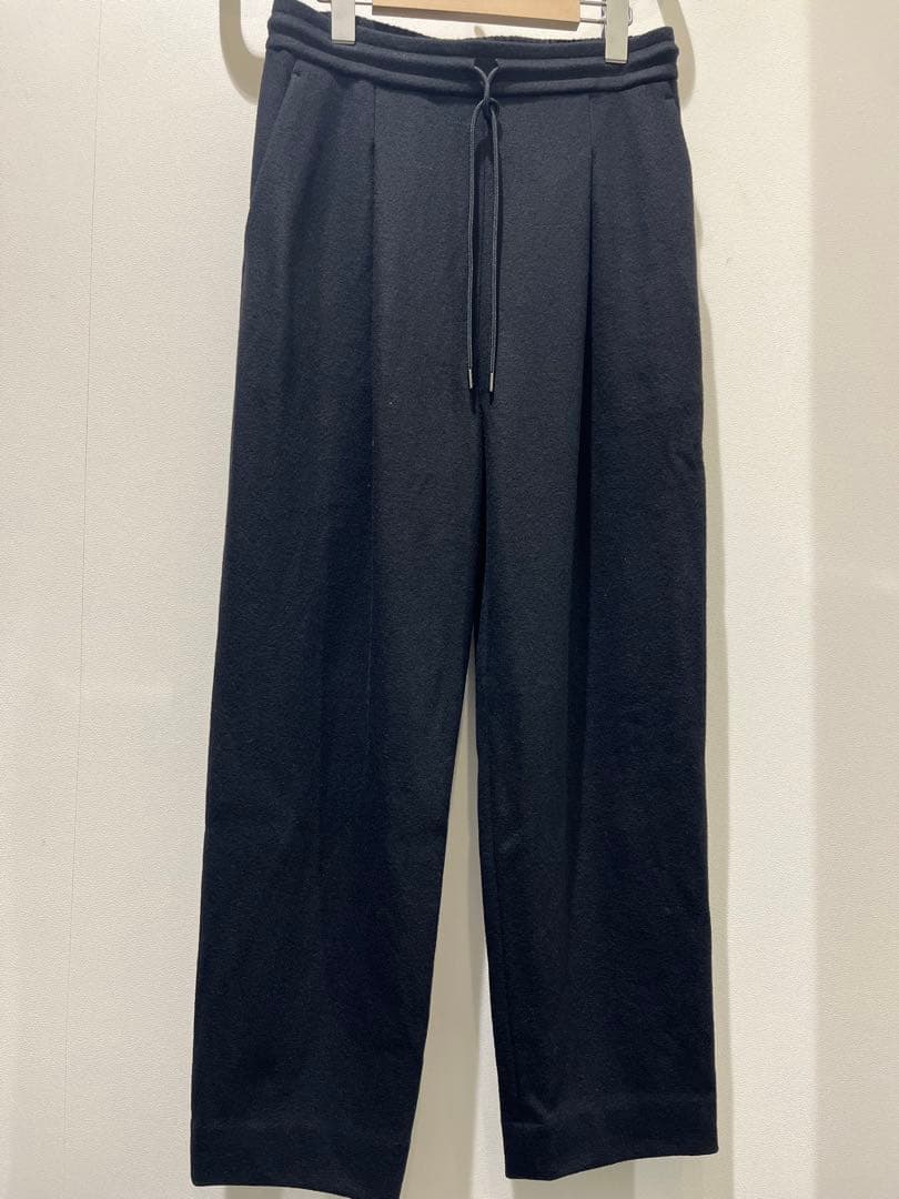 セオリーリュクス未着用ドローストリングタック入りパンツ　38