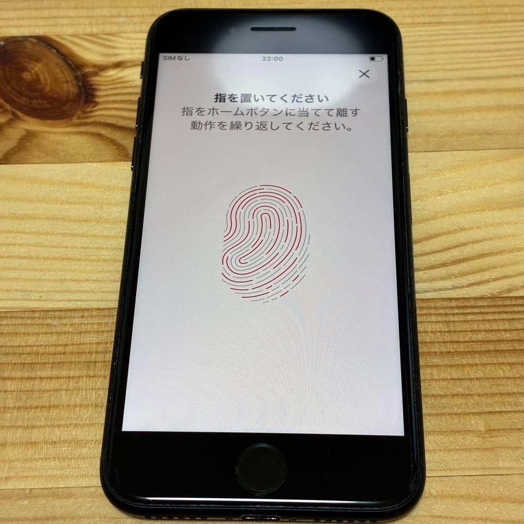 バッテリー新品　iPhoneSE第3世代64GB SIMフリー yy17700c