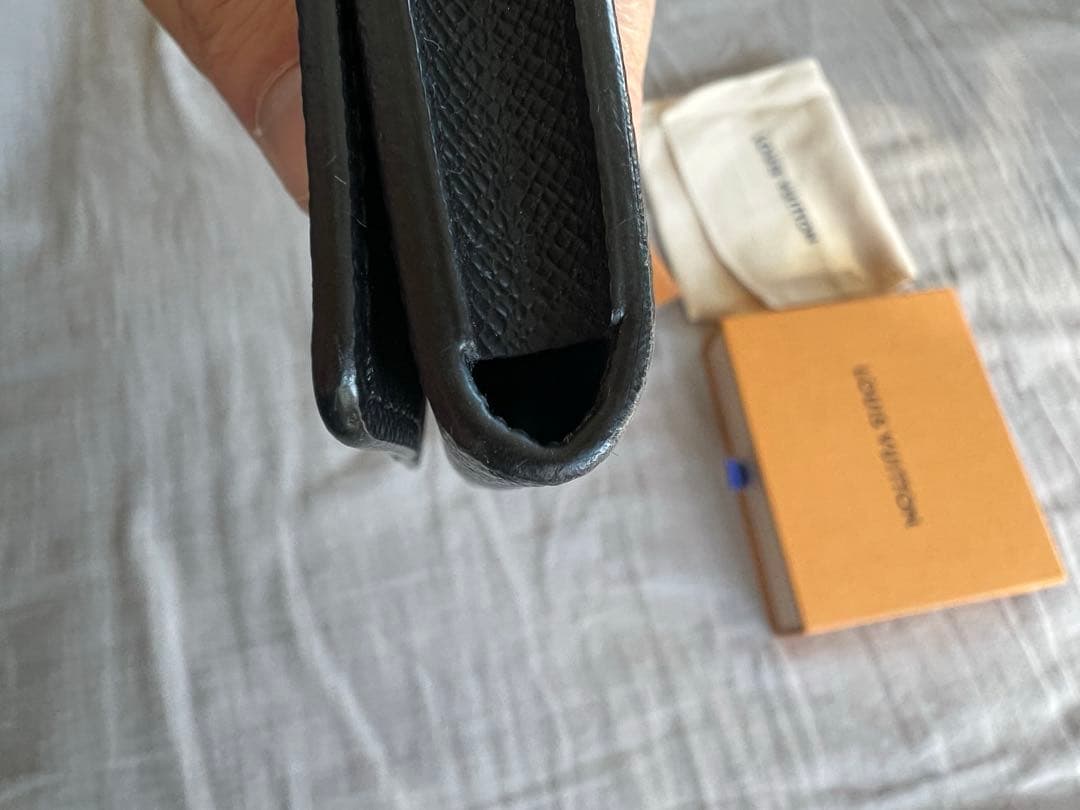 ルイヴィトン ダミエグラフィット名刺入れ 美品M63338