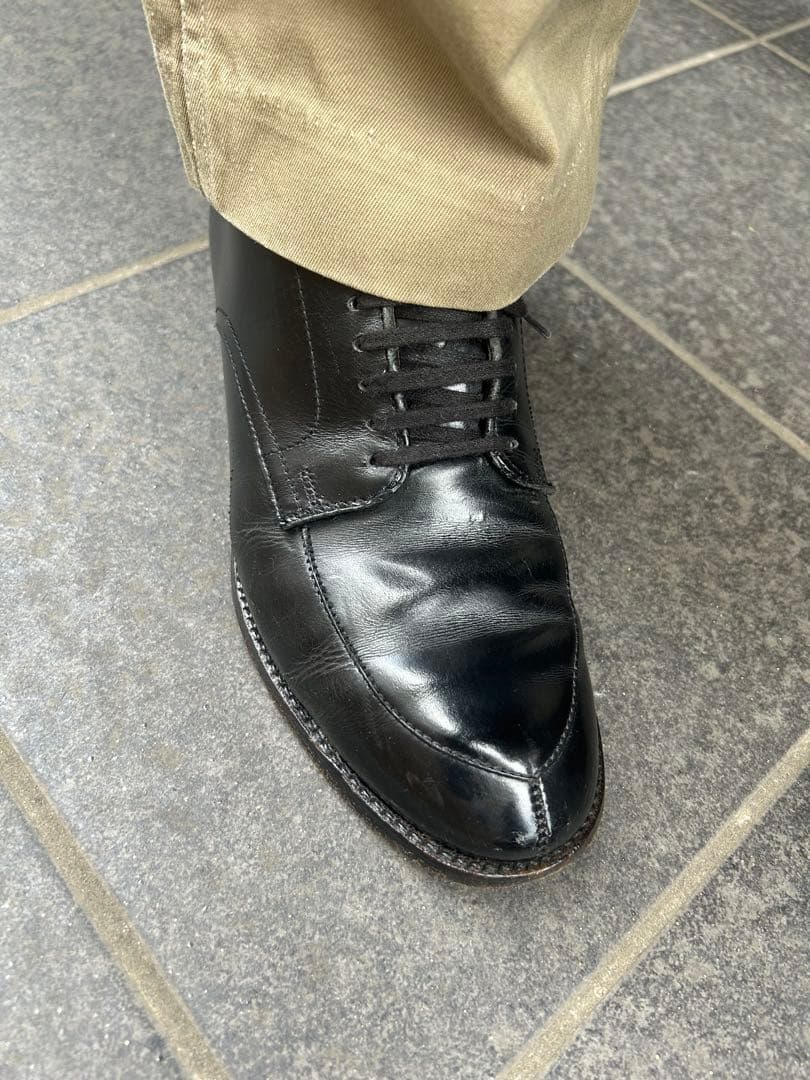 オールデン　Vチップ　カーフレザー