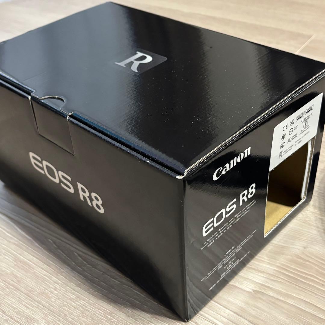 EOS R8 ボディ