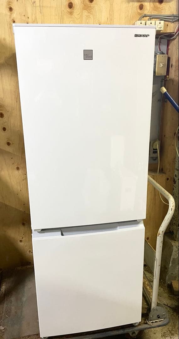 SHARP 冷蔵庫　SJ-18E8-KW 179L 2021年　keyword