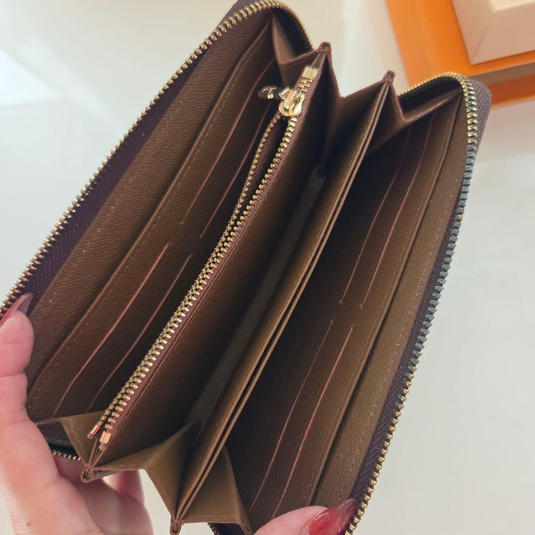 値下げしました!!【未使用品!!】ルイヴィトン ジッピーウォレット モノグラム