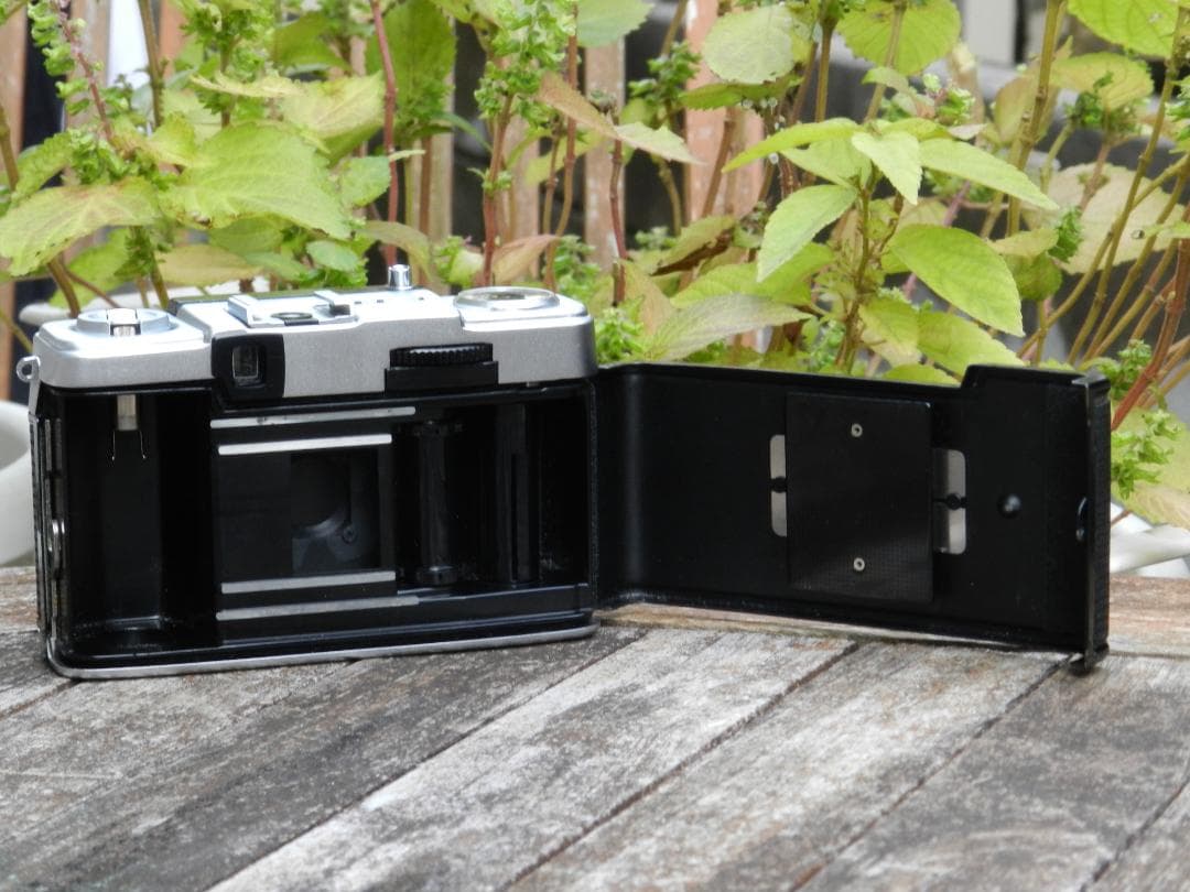 美品　OLYMPUS PEN EE-3 ハーフフィルムカメラ　即撮影可