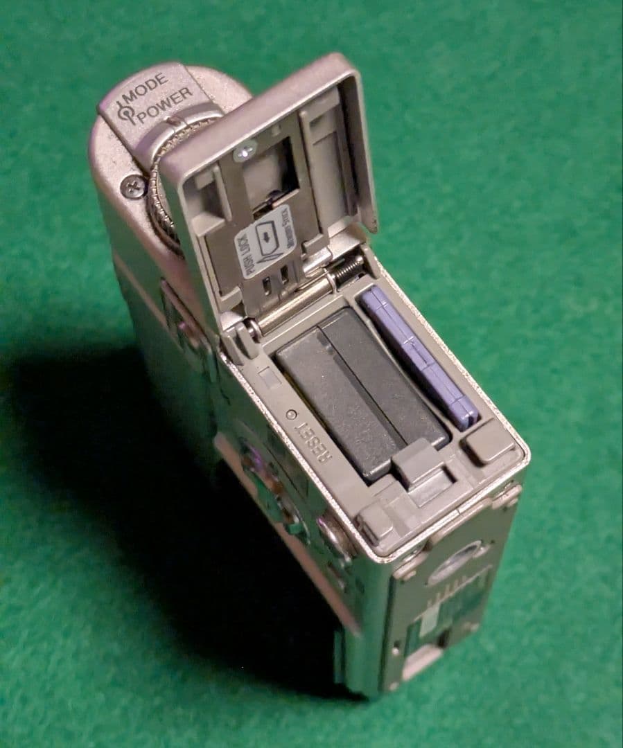 【希少】 SONY サイバーショットカメラDSC-F77/デジタルカメラ