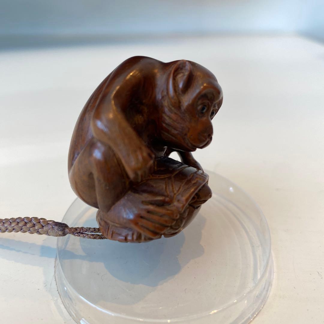 【「亀乗り猿」の根付】木彫 木彫り 置物 古玩 工芸品 骨董品