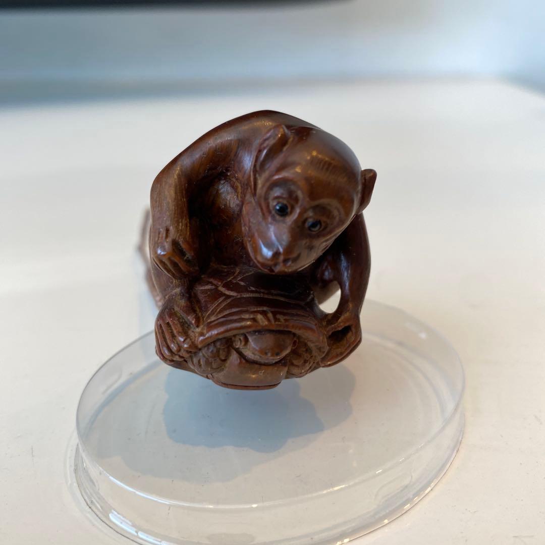 【「亀乗り猿」の根付】木彫 木彫り 置物 古玩 工芸品 骨董品