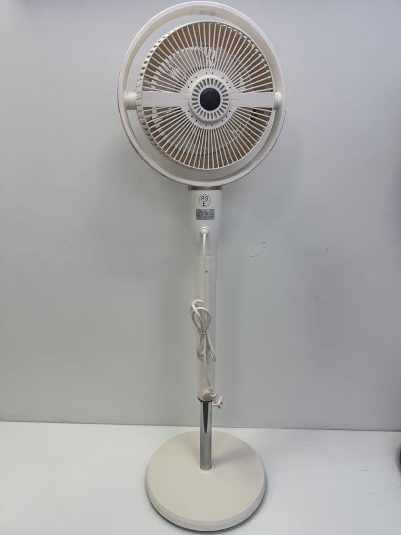 ホワイトスタンドサーキュレーター　2025新型360度回転