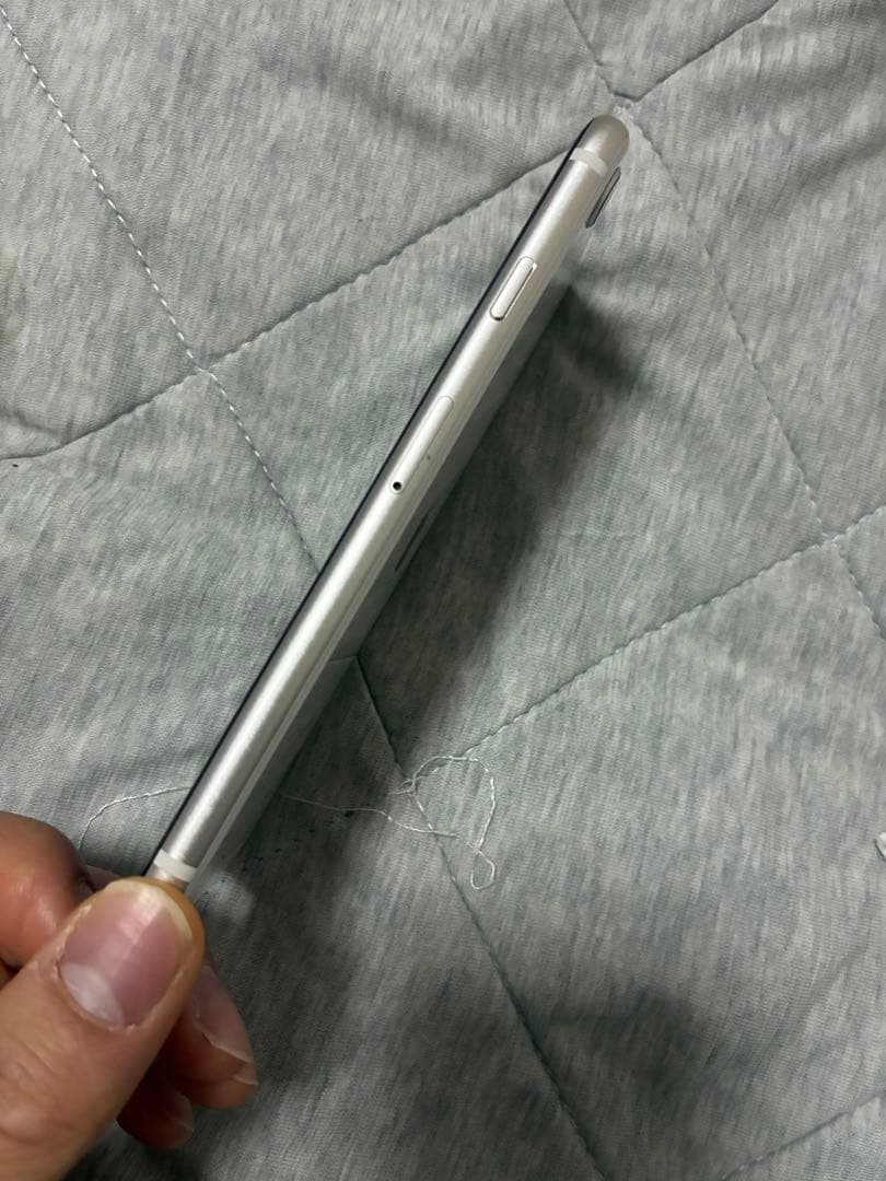 IphoneSE 第3世代128GB SIMフリー