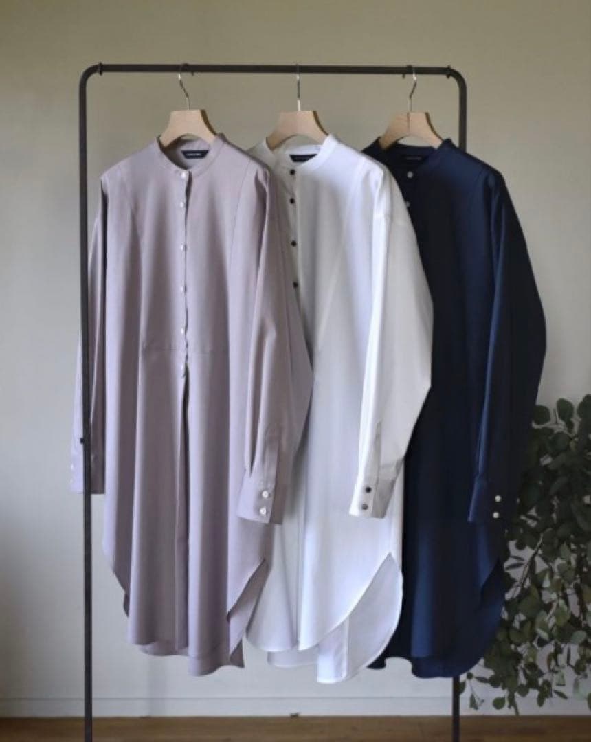 ＊our＊シワになりにくい胸元切り替えロングシャツ［グレイッシュピンク］