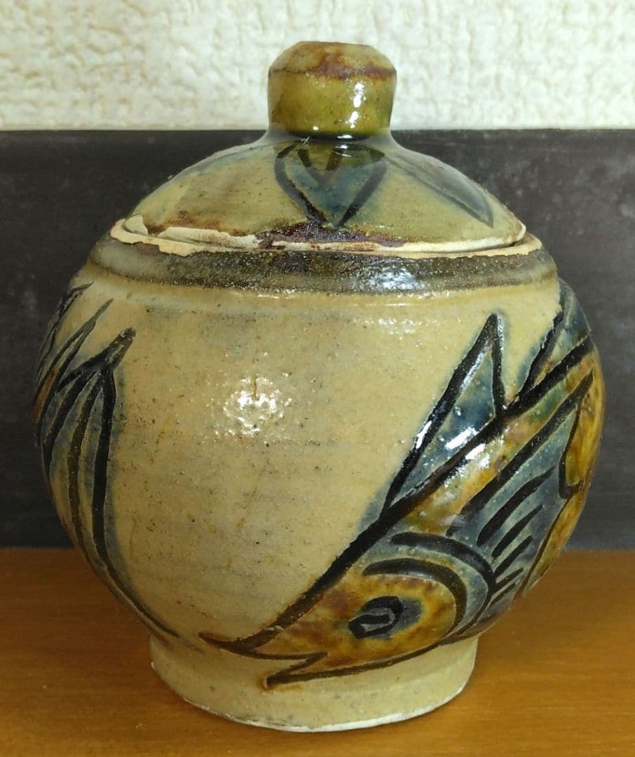 人間国宝 金城次郎 盒子(蓋物,香合）栞 共箱 美品 やちむん 壺屋焼 壷屋焼