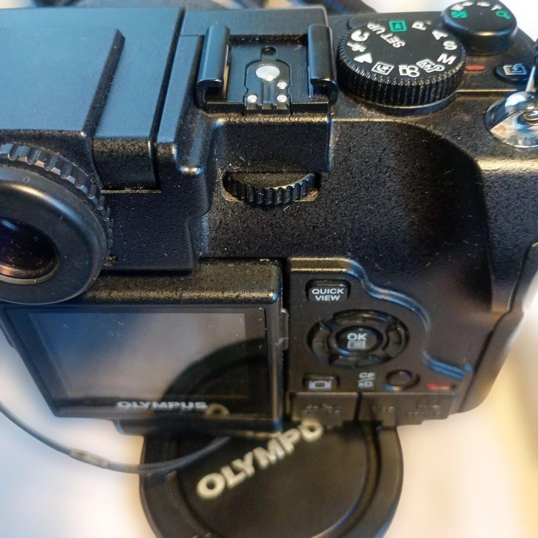 OLYMPUS C-8080 Wide Zoom デジタルカメラ