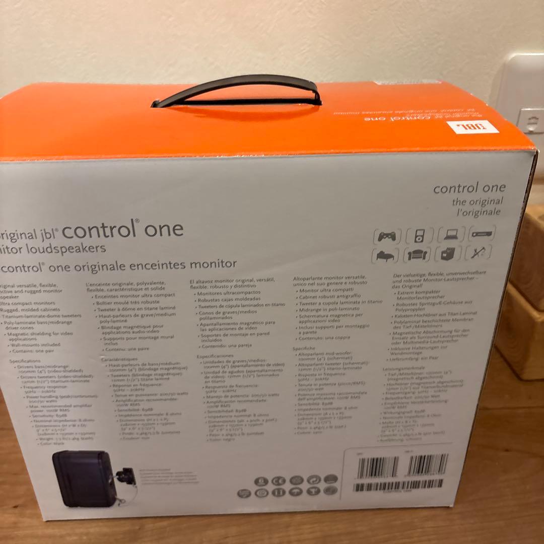 JBL control one モニタースピーカー