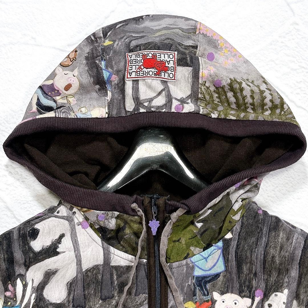 アルベロベロ　ジップパーカー　ぶたさん　総柄　ロゴジップ　フード　羽織り