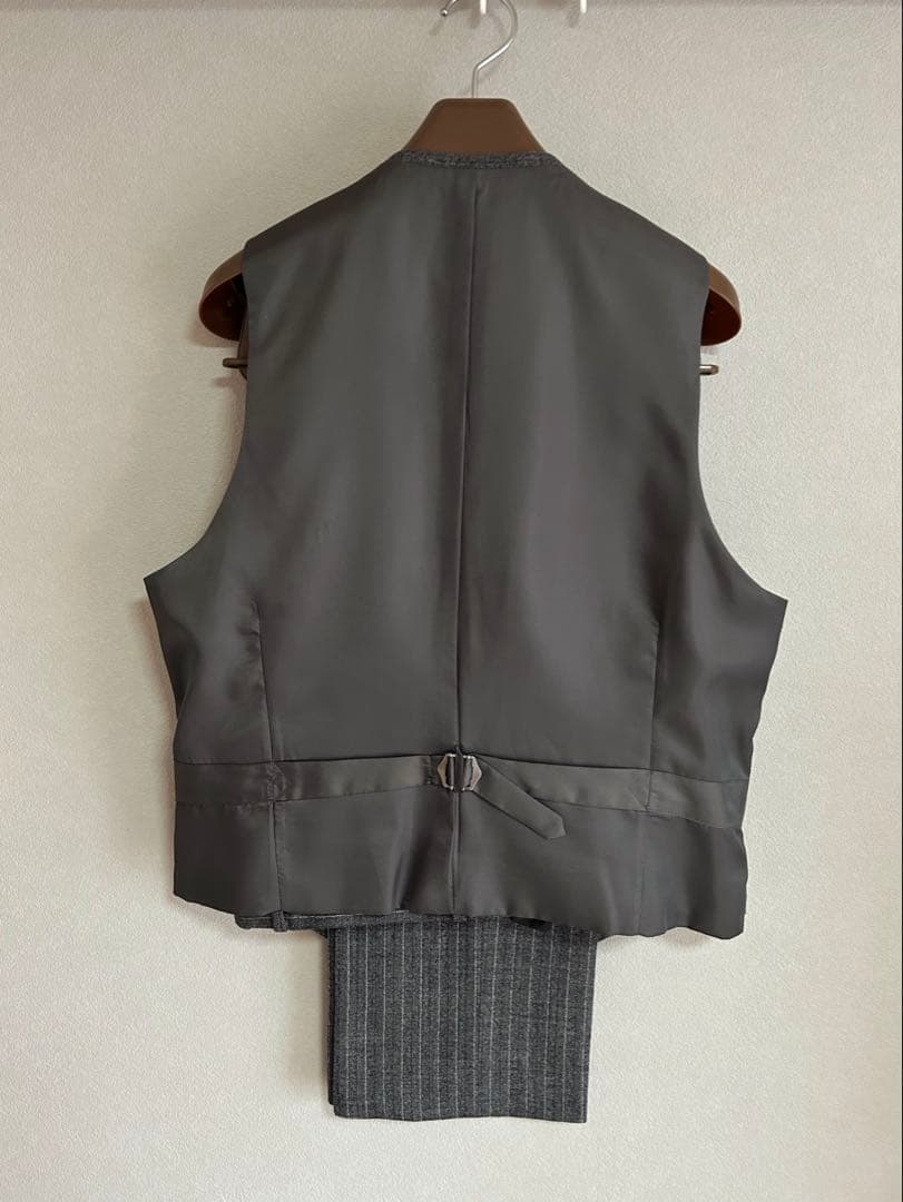 【SG様】ONLY グレー ストライプ 3Pビジネススーツ