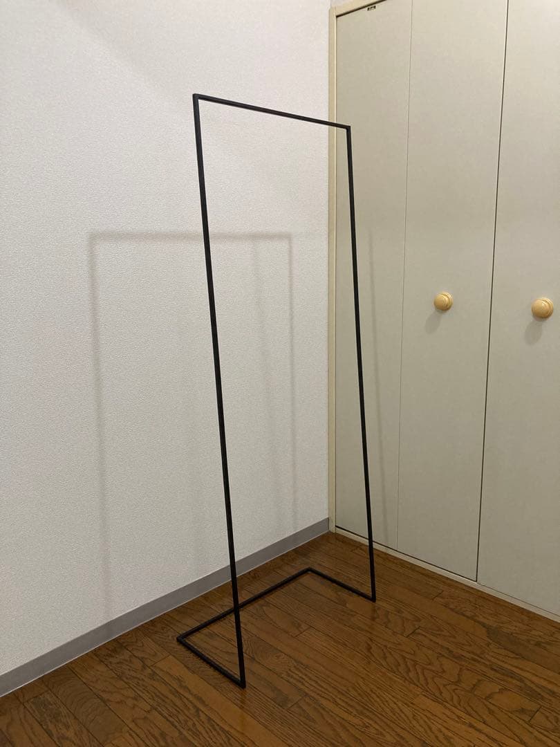 KANADEMONO ミニマル アート ハンガーラック