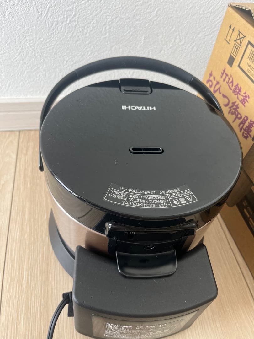 ♡HITACHI RZ-TS201M 炊飯器♡