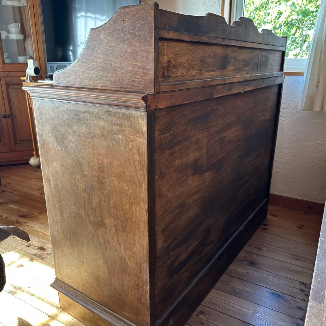 【最終お値下げです】木製アンティーク　チェスト