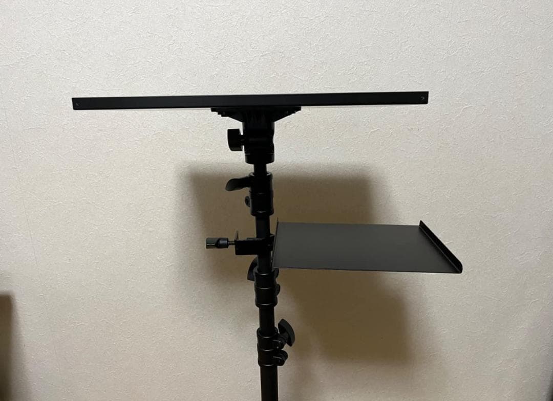 ☆プロジェクタースタンド 三脚式 キャスター付 3段階 高さ調整機能 180°