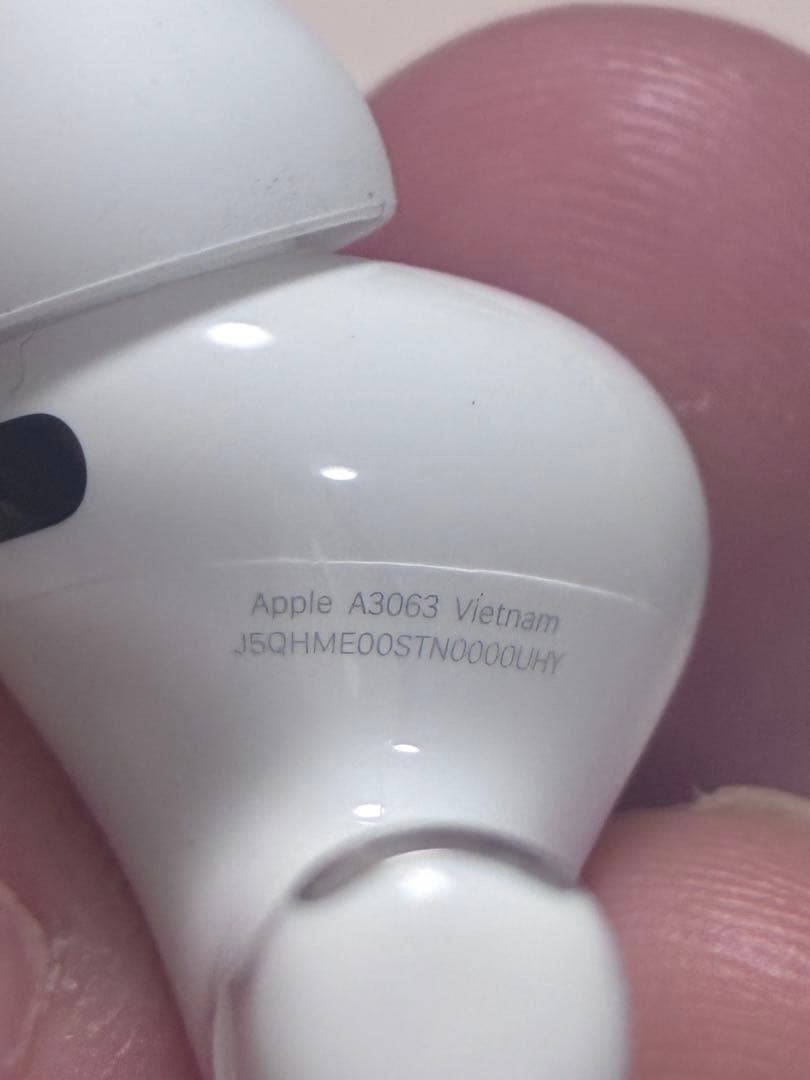 Apple AirPods Pro 3右耳のみ イヤーチップ付き