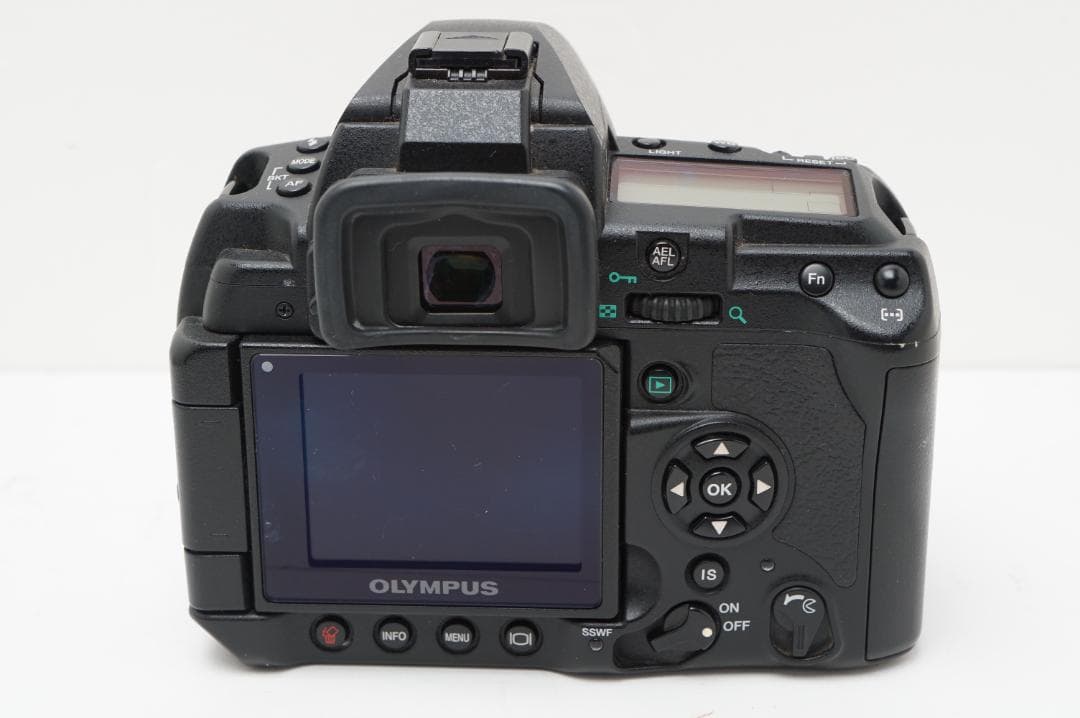 ＜動作＞Olympus E-3 ボディ レンズ　XDカード