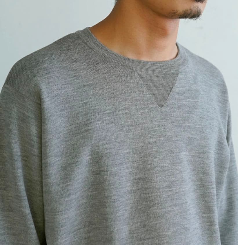 ジョンスメドレー 日本別注 30G Vガゼット クルーネックニット メリノウール