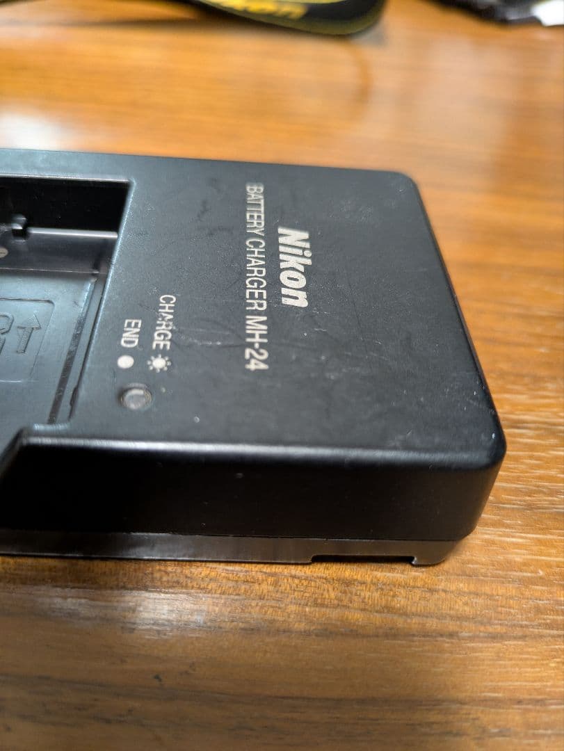 nikon d5200 一眼レフ　カメラ