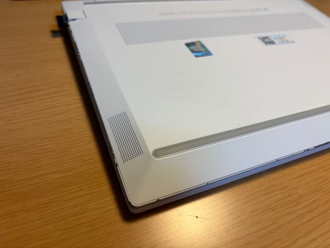 Windowsノート本体 HP Pavilion Aero Laptop 13-be1021AU