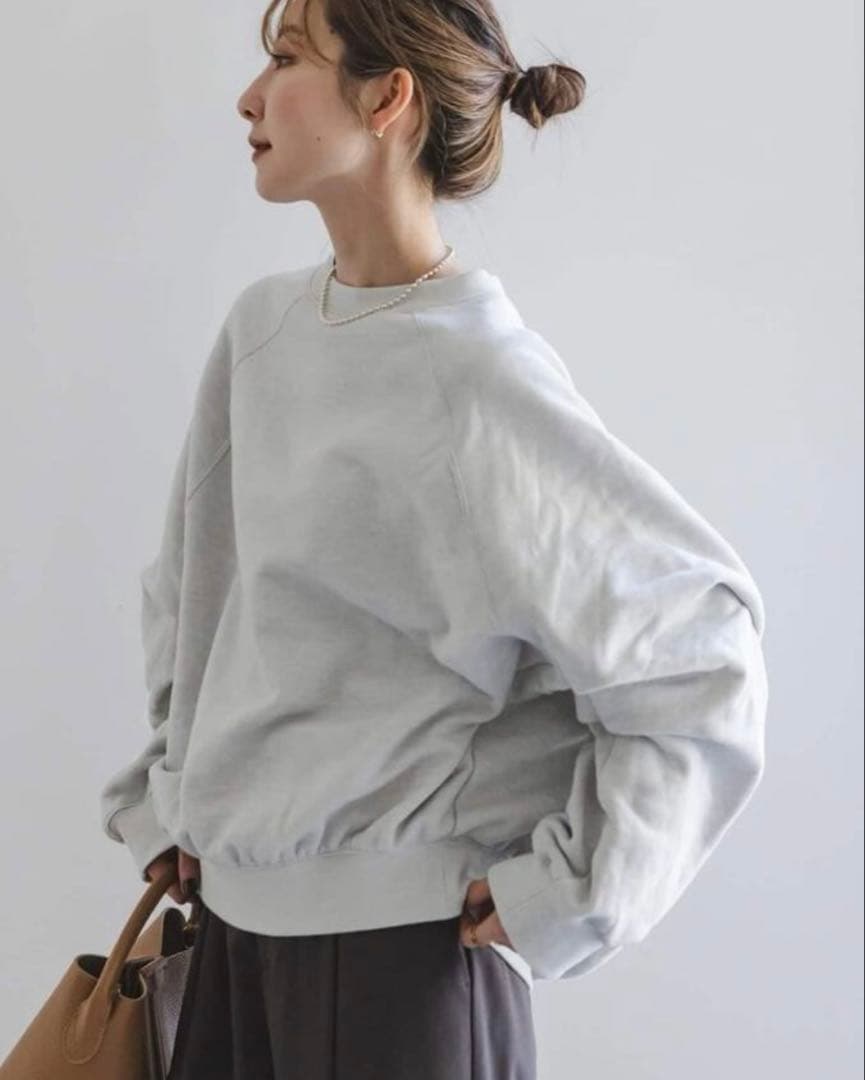 トップス COG THE BIGSMOKE/LEILA WIDE CUFF SWEAT