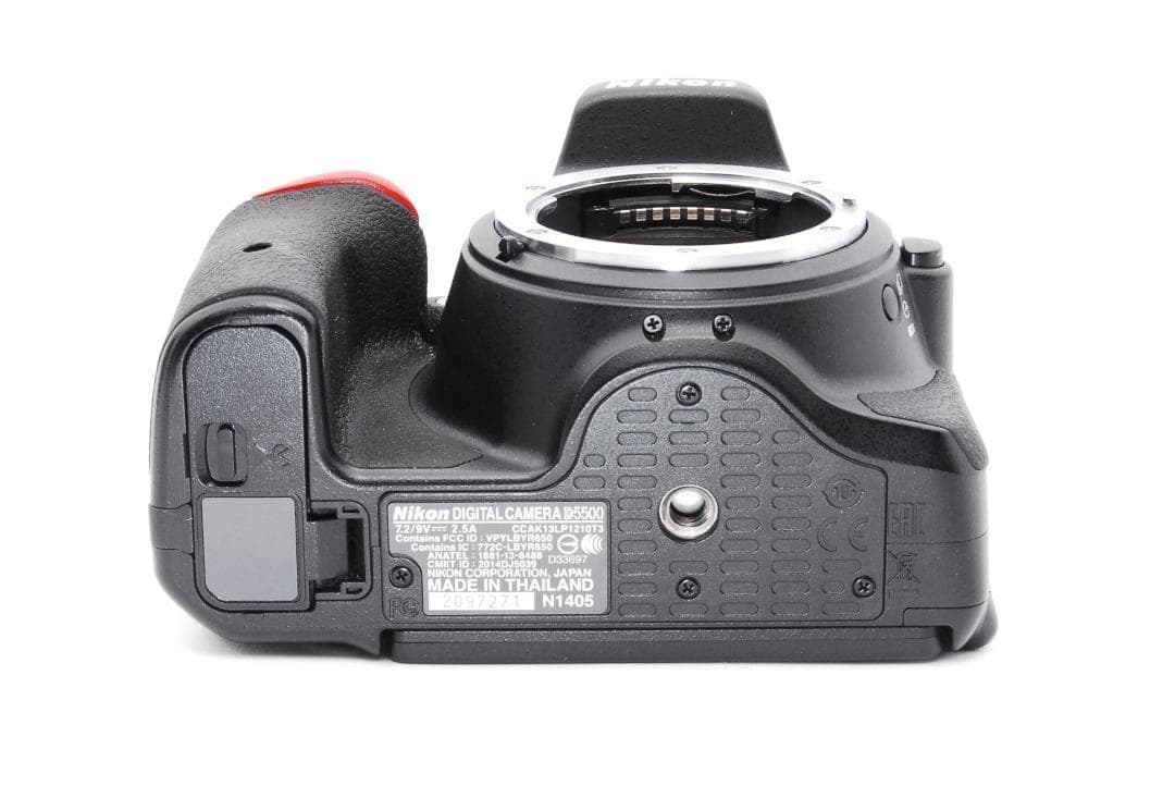 みさき✨美品 Wi-Fi搭載機 箱付き✨ Nikon D5500ダブル